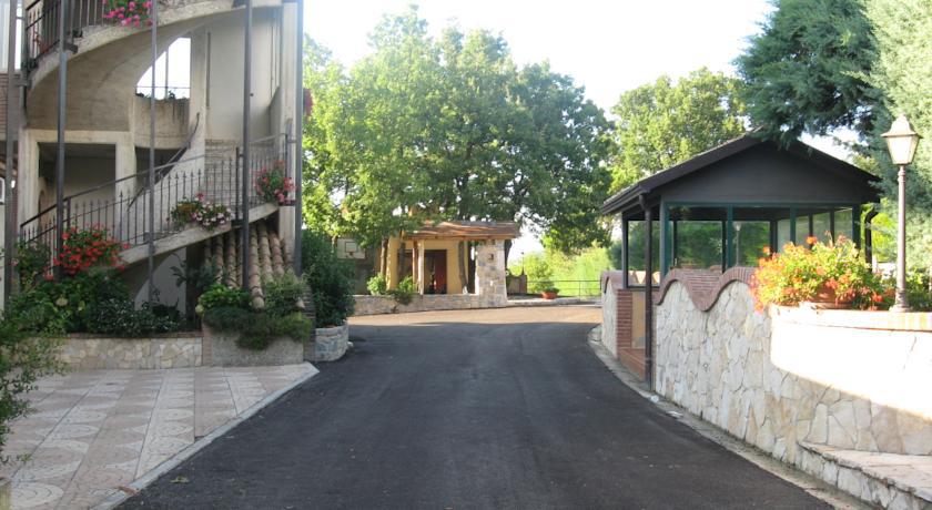 Aparthotel Parco Sogni D'Oro Montella Zewnętrze zdjęcie