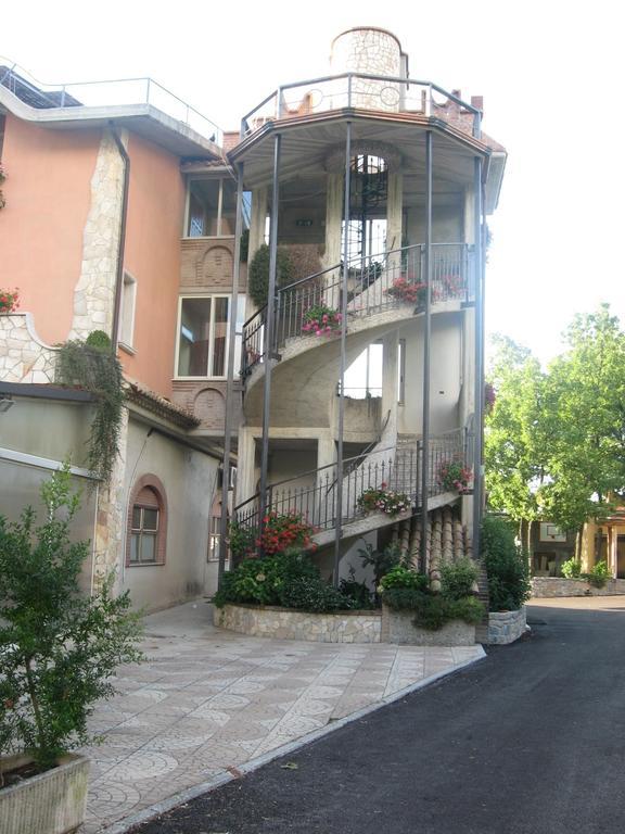 Aparthotel Parco Sogni D'Oro Montella Zewnętrze zdjęcie